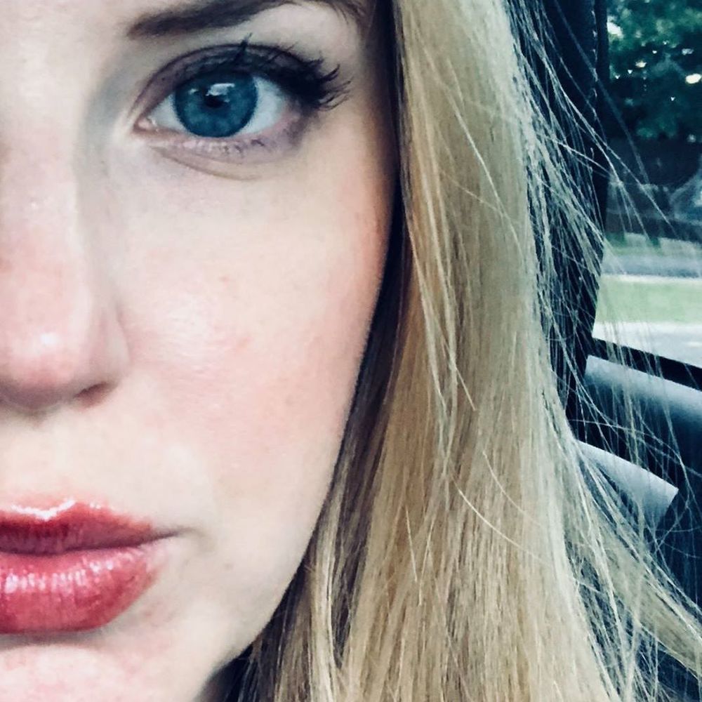 Meet your Posher, Kendra